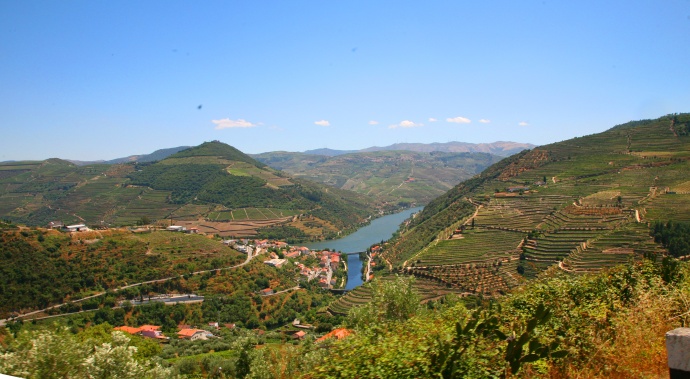 Douro_Valley_Pinhão